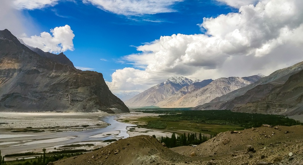 6 Days Gilgit Baltistan Tour Package (3***) from Skardu Airport